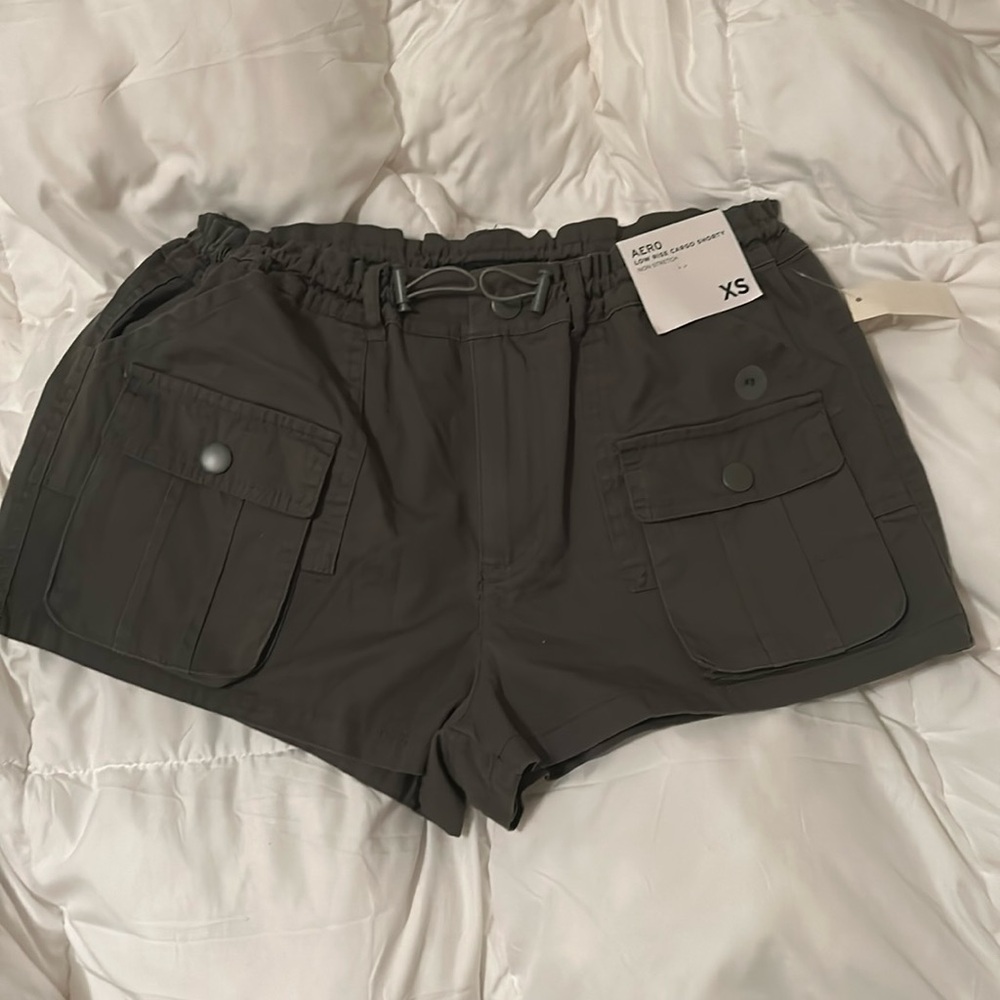 Aeropostale green cargo shorts